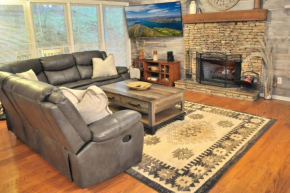 Hibernation Station - Community Amenities Wooded Views